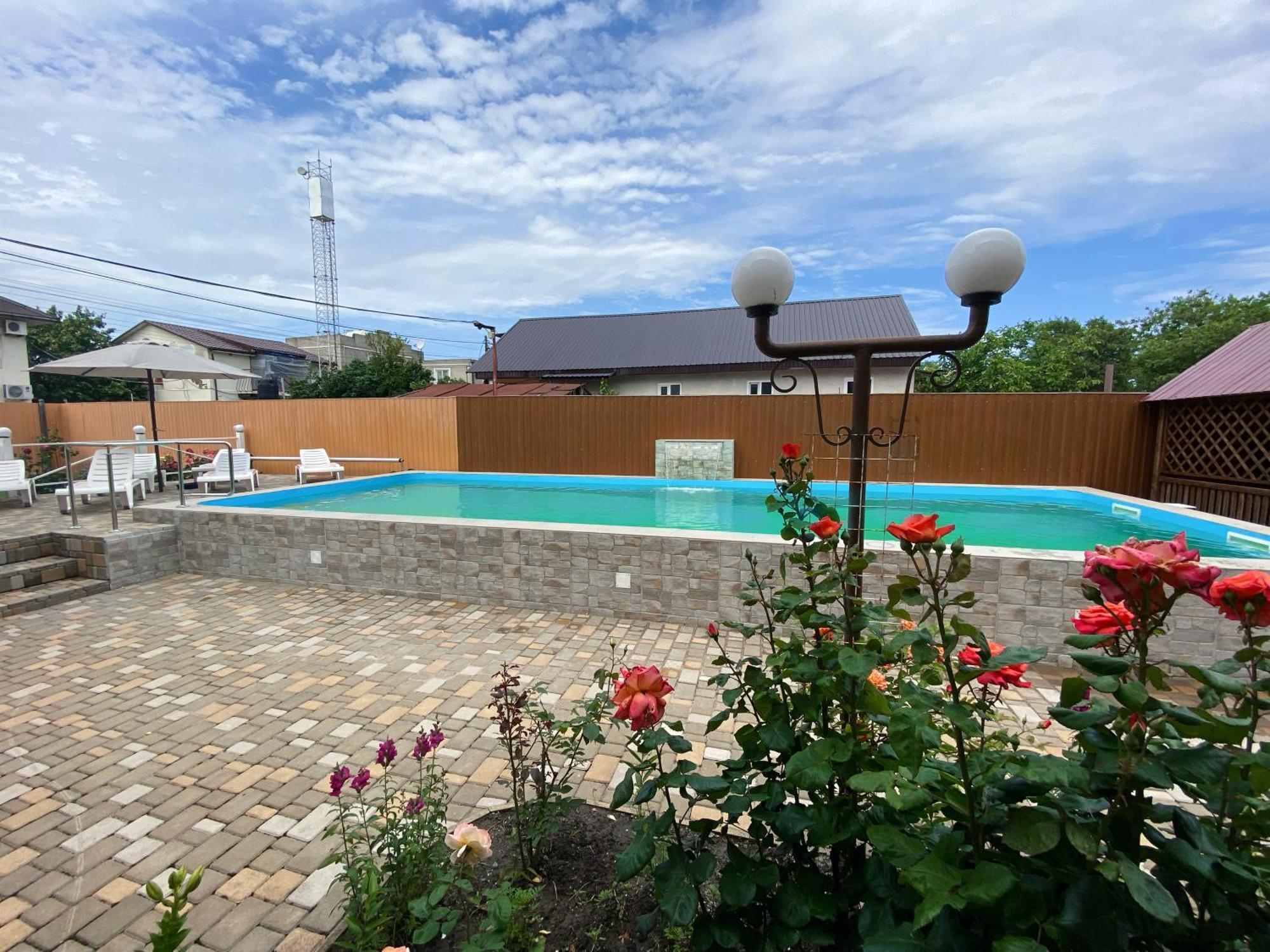 Solnechnaia Dacha Aparthotel Zatoka Exterior photo