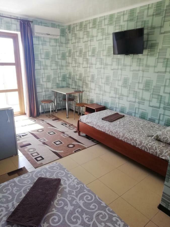 Solnechnaia Dacha Aparthotel Zatoka Room photo
